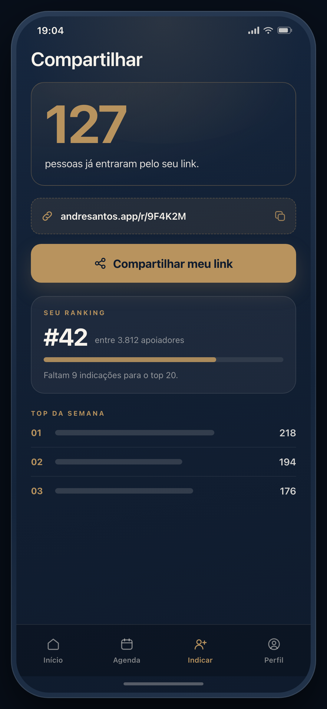 Tela de compartilhamento do aplicativo, com o link individual de convite e a contagem de pessoas trazidas.